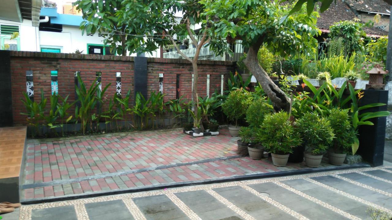 Ngampilan Backpacker Hostel Yogyakarta Exterior photo